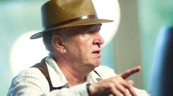 filme marca aristoteles workshop pot fi vizionate la cafeneaua carturesti