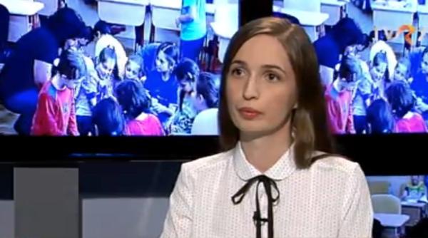 interviu cu tunegaru profesoara cu autodenun ul despre eminescu ce vor face elevii sai la evaluarea na ionala fara marele poet