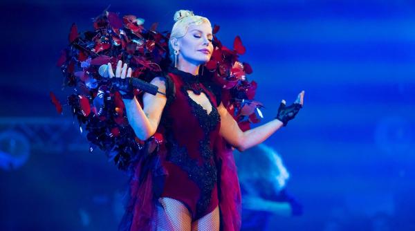 loredana premiera in romania cu un videoclip in virtual reality pentru ziua de azi video