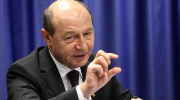 sorin ro ca stanescu traian basescu a fost un papagal