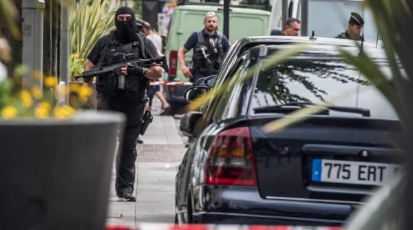 aeroportul din paris evacuat de urgen a focuri de arma