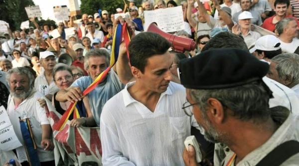 grindeanu badea are spioni in guvern vorbesc serios