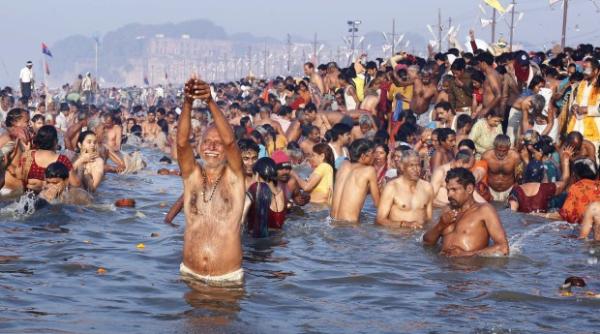 fluviul gange este o fiin a i afluentul yamuna este o entitate vie