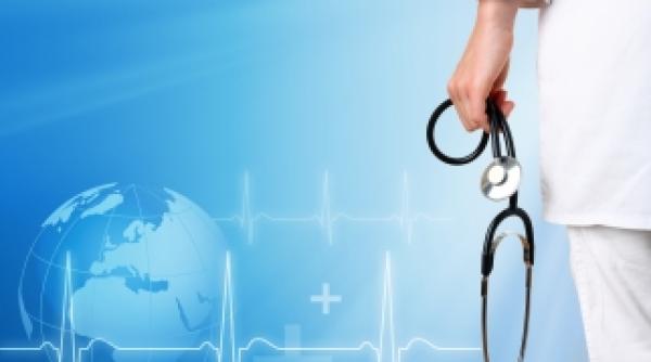 medic roman declarat angajatul lunii la un spital din londra