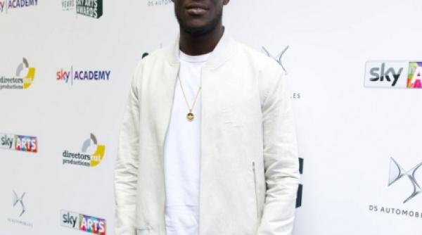 drama la hollywood actorul aaron eaton s a sinucis