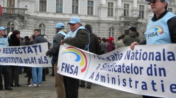 legea salarizarii proteste in administra ia publica