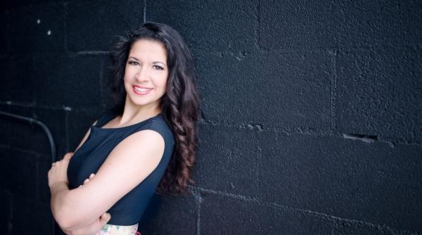 seratele muzicale opera fantastica la muzeul colectiilor de arta lumnita arvunescu in dialog cu laura tatulescu