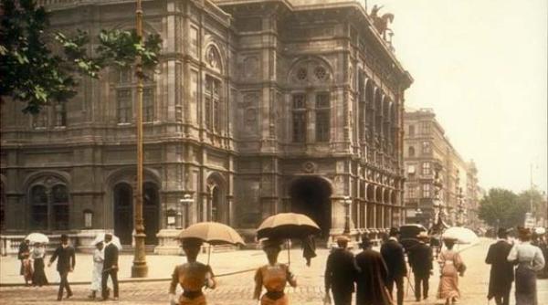 prelegerea piani tii romani de pe ringstrasse la icr viena