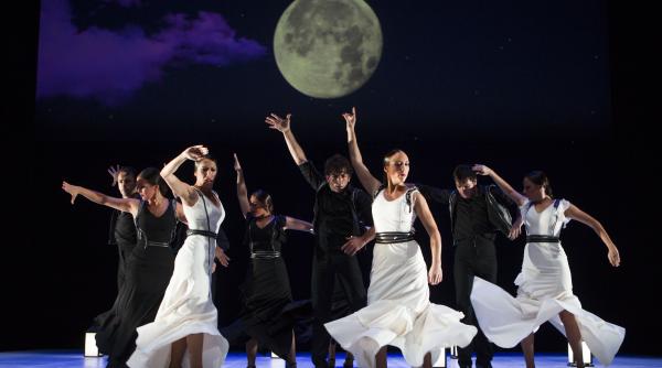 sunteti a teptati la fits sa fi i parte din poveste