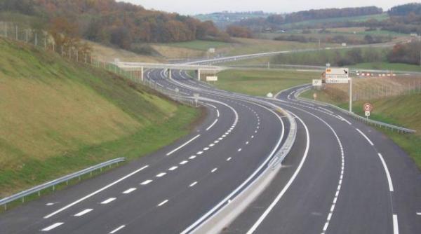 in ce ara nu trebuie sa conduci pe banda din stanga i de ce