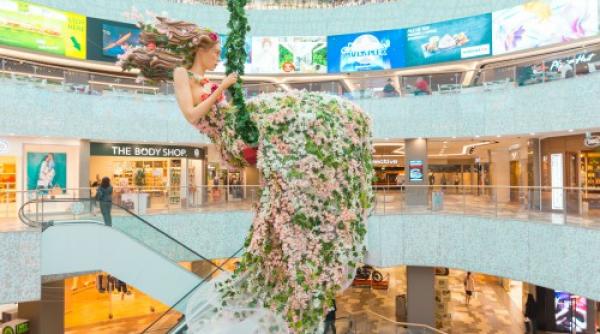 zei a primaverii atrac ia unui mall bucure tean