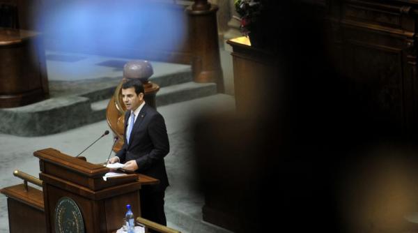 constantin l am primit pe tariceanu in partid acum ne da afara nu renun