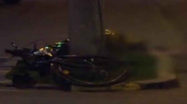 un biciclist a murit dupa ce roata a facut explozie