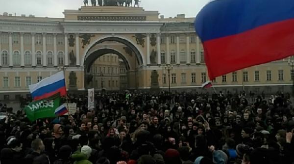 noi manifesta ii la moscova 30 de persoane arestate