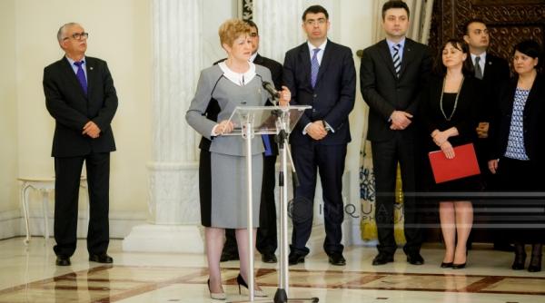 elena udrea livia stanciu la iccj sus inuta de tudorel toader