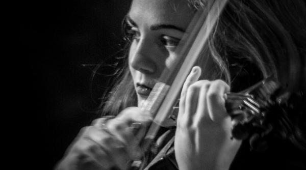 anotimpurile de vivaldi i piazzolla la sala radio