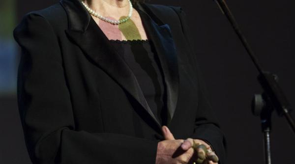 laureatii premiilor observator cultural 2017 ana blandiana radu cosa u vlad zografi