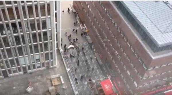 suedia un camion a intrat in mul ime