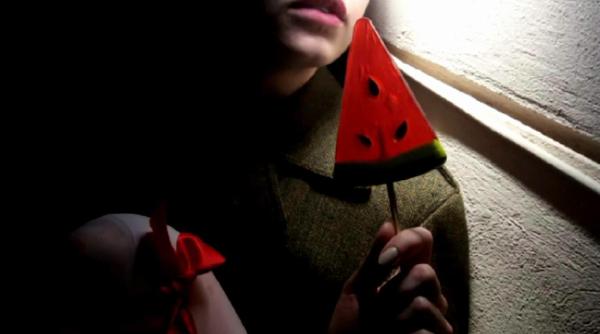 povestea pasarii fara cuib la uzina cu teatru din ia i