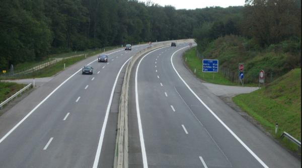 de ce renun a guvernul la autostrada pite ti craiova ce face in loc