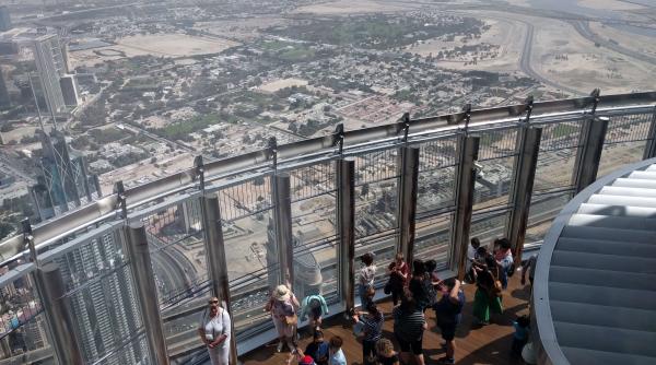 dubai minunea turistica a lumii