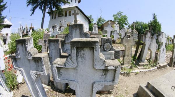 bancul zilei jale mare in cimitir