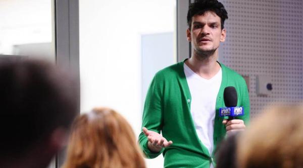 chirila unii distrug al ii construiesc banii se cheltuiesc transparent