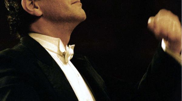 cristian mandeal la pupitrul orchestrei na ionale radio