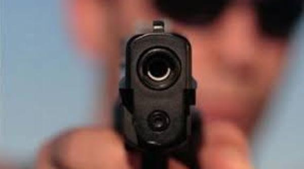 atac armat in fran a