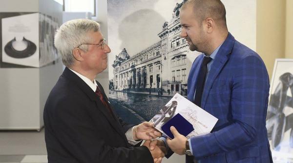 muzeul na ional de istorie a romaniei faciliteaza pentru viitor accesul la trecut