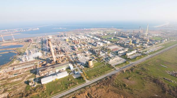 rompetrol rafinare cifra de afaceri in cre tere cu 15 prc in primul trimestru 2017