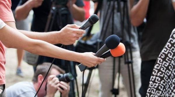 protest al jurnali tilor dupa decizia pre edintelui