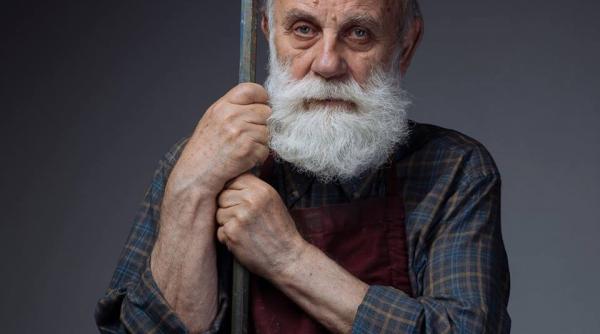 la mul i ani maestrului tefan cal ia i harului sau