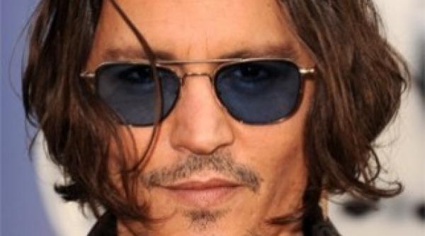 johnny depp protagonistul unor noi filme produse de studioul universal