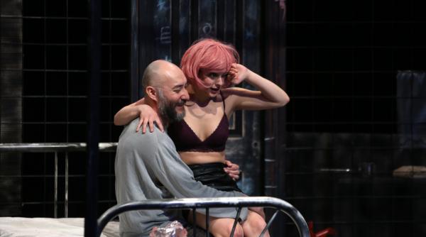 razboiul lui lars noren in premiera la 9g