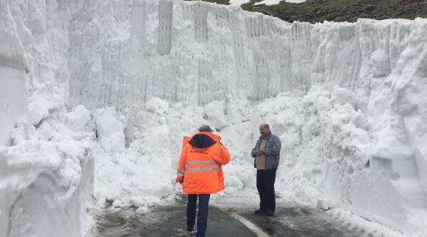 zapada de 5 metri acum in romania