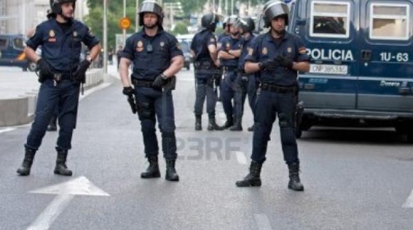 alerta in spania o ma ina a intrat in pietoni