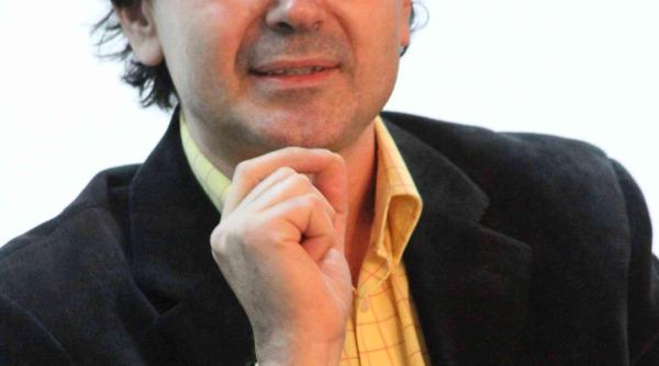 cristian badili a conferen iaza despre ochelarii lui mircea eliade la tnb