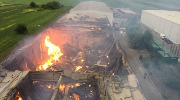 incendiul de la depozitul dara ti a fost lichidat