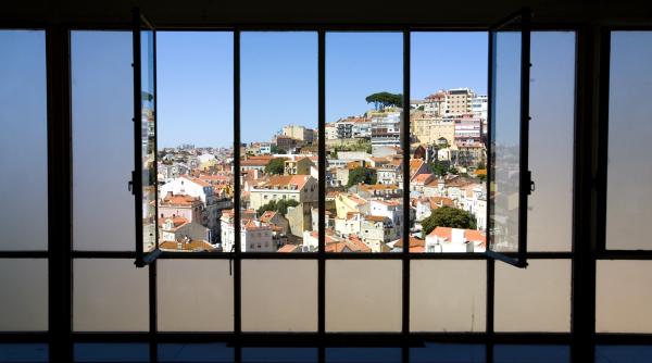 lectura dramatizata traducerea piesei oameni obisnuiti