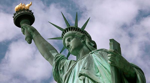 bancul zilei ion emigreaza in america