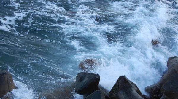 alerta la marea neagra doua persoane cautate