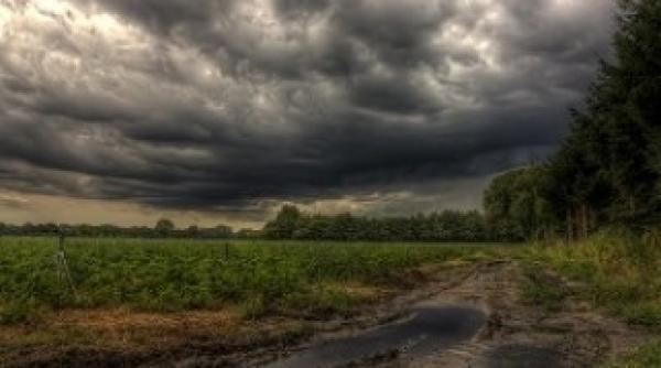 mai mobilizare in zonele afectate de furtuni