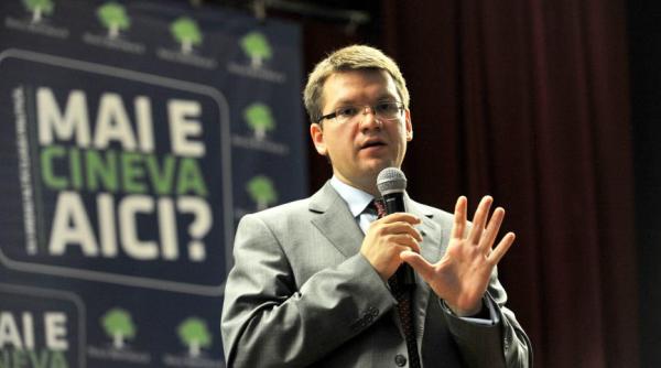 mihail neam u intrebare despre un ministru un specialist in telenovele succes