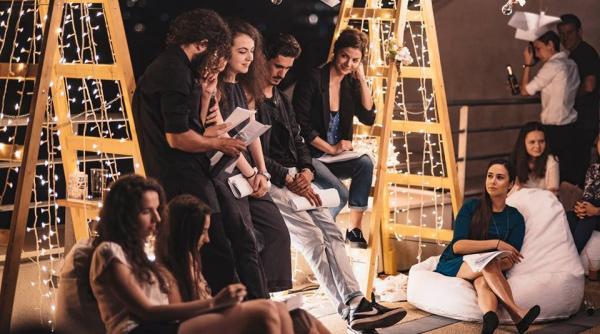 21 de nocturne poezie contemporana muzica i vin la bucure ti