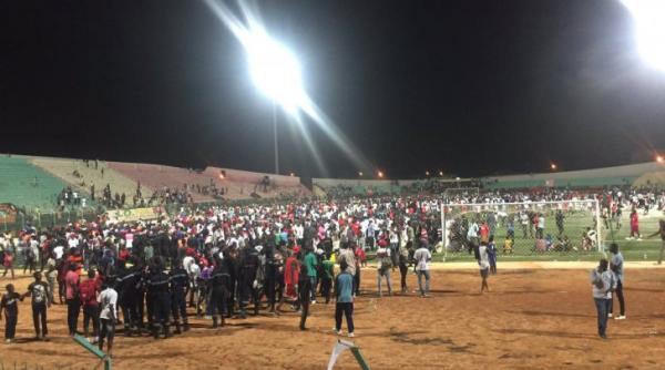 tragedie in fotbal mor i i rani i la finala league cup