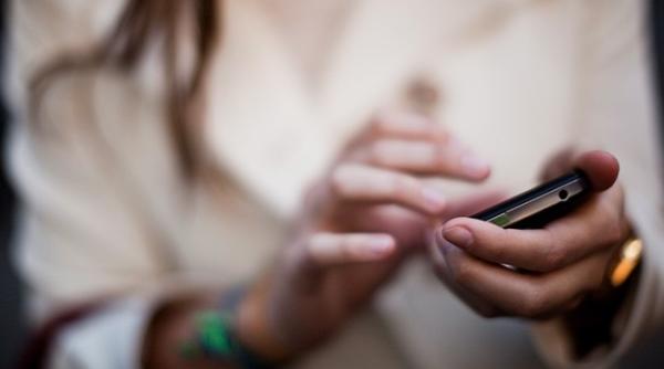 femeile si experientele online descoperirile cheie ale unui studiu