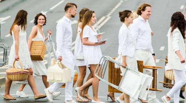 le diner en blanc evenimentul care face furori in lume organizat in romania