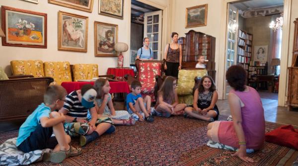 urca i copiii in caravana muzeelor o calatorie interactiva prin muzeul municipiului bucure ti