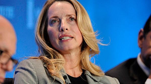 vaduva lui steve jobs vacan a de lux langa romania